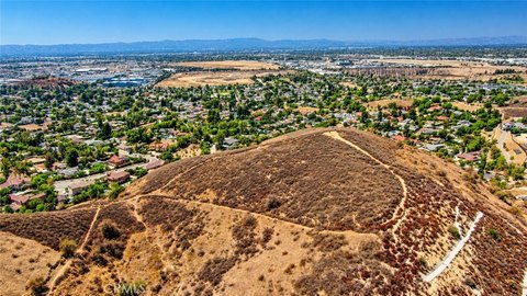Land, Shadow Hills, CA