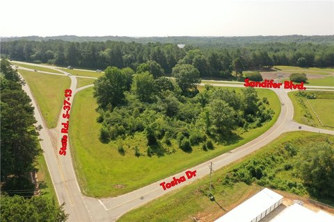 Prime Commercial Land Opportunity