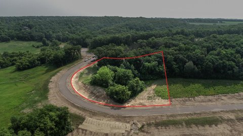 Land in Woodland Valley Estates