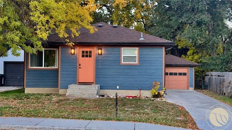 Furnished Duplex with Garage