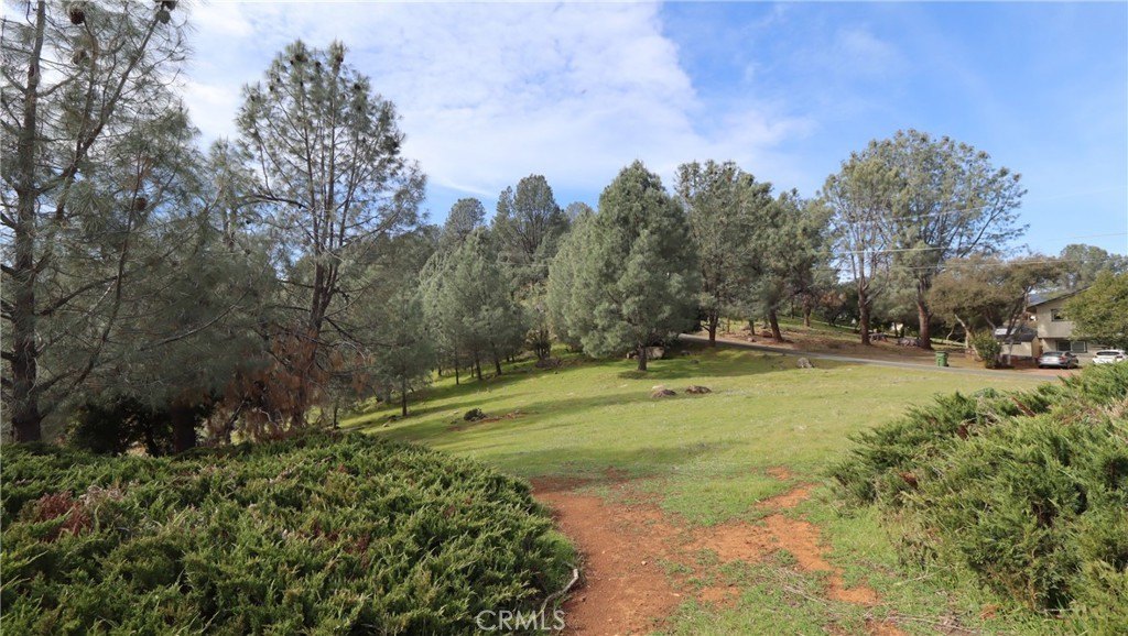 Kelseyville Corner Lot with Lake Views