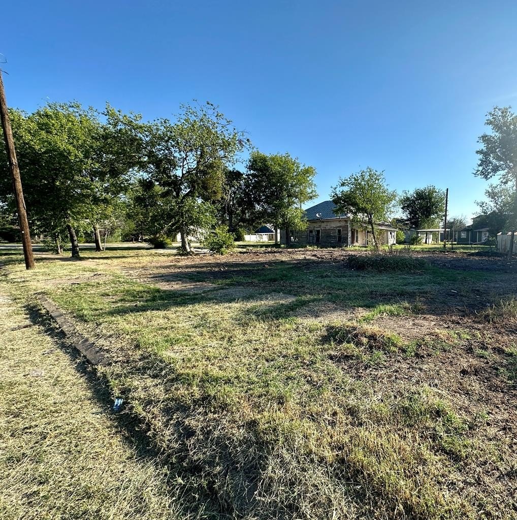 Residential Lot in Coleman, TX