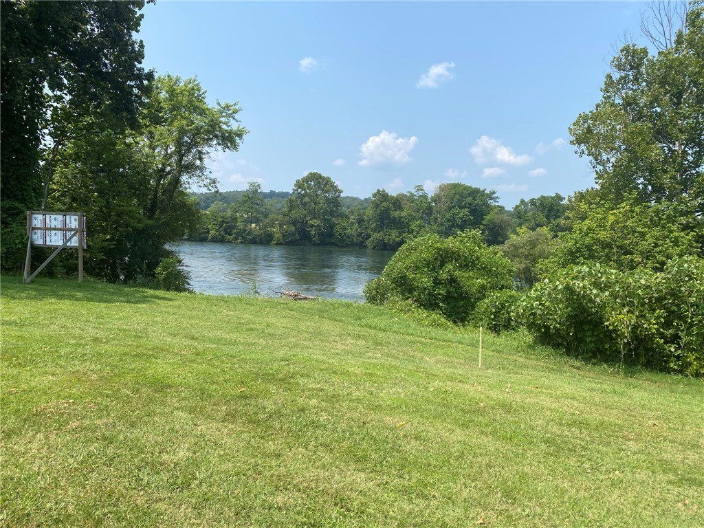 Hurst Way,Unit 3, Cotter, AR 72626