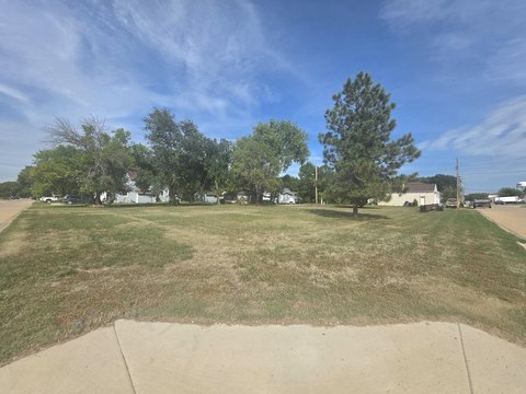 Land, Aberdeen, SD