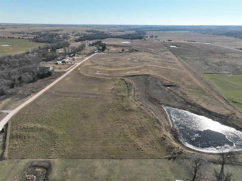 Perry, OK Pastureland with Pond