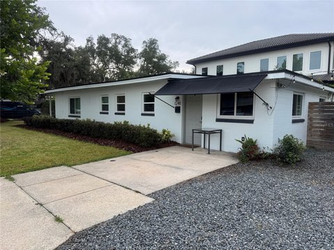 Duplex on Corner Lot
