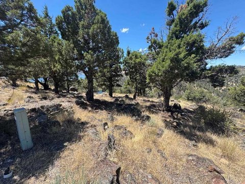 Residential Land Lot with Lake Views