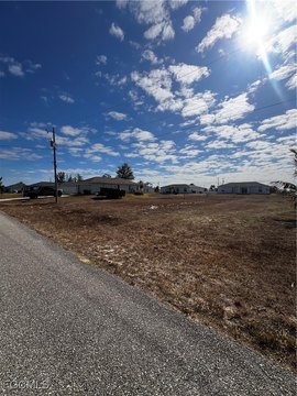 Vacant Lot in Cape Coral