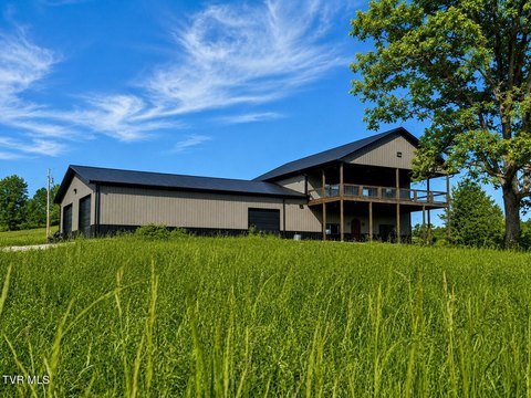 Riverfront Farm with Barndominium