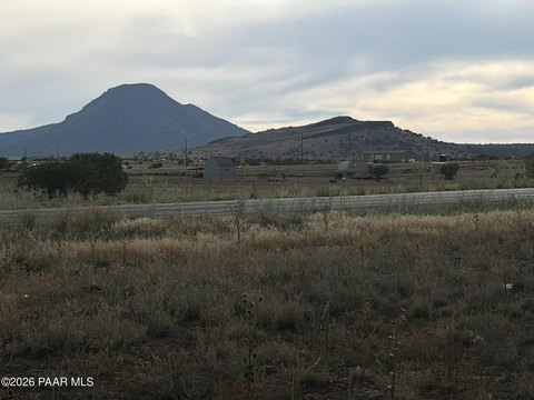 Land, Ash Fork, AZ