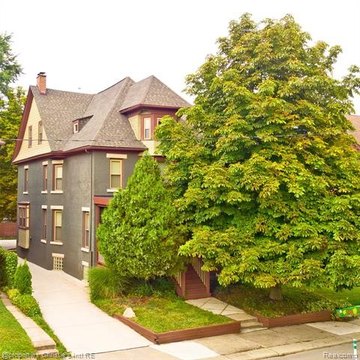 Updated Victorian in Historic Woodbridge