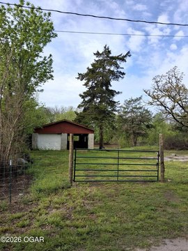 Waterfront Land on Neosho River