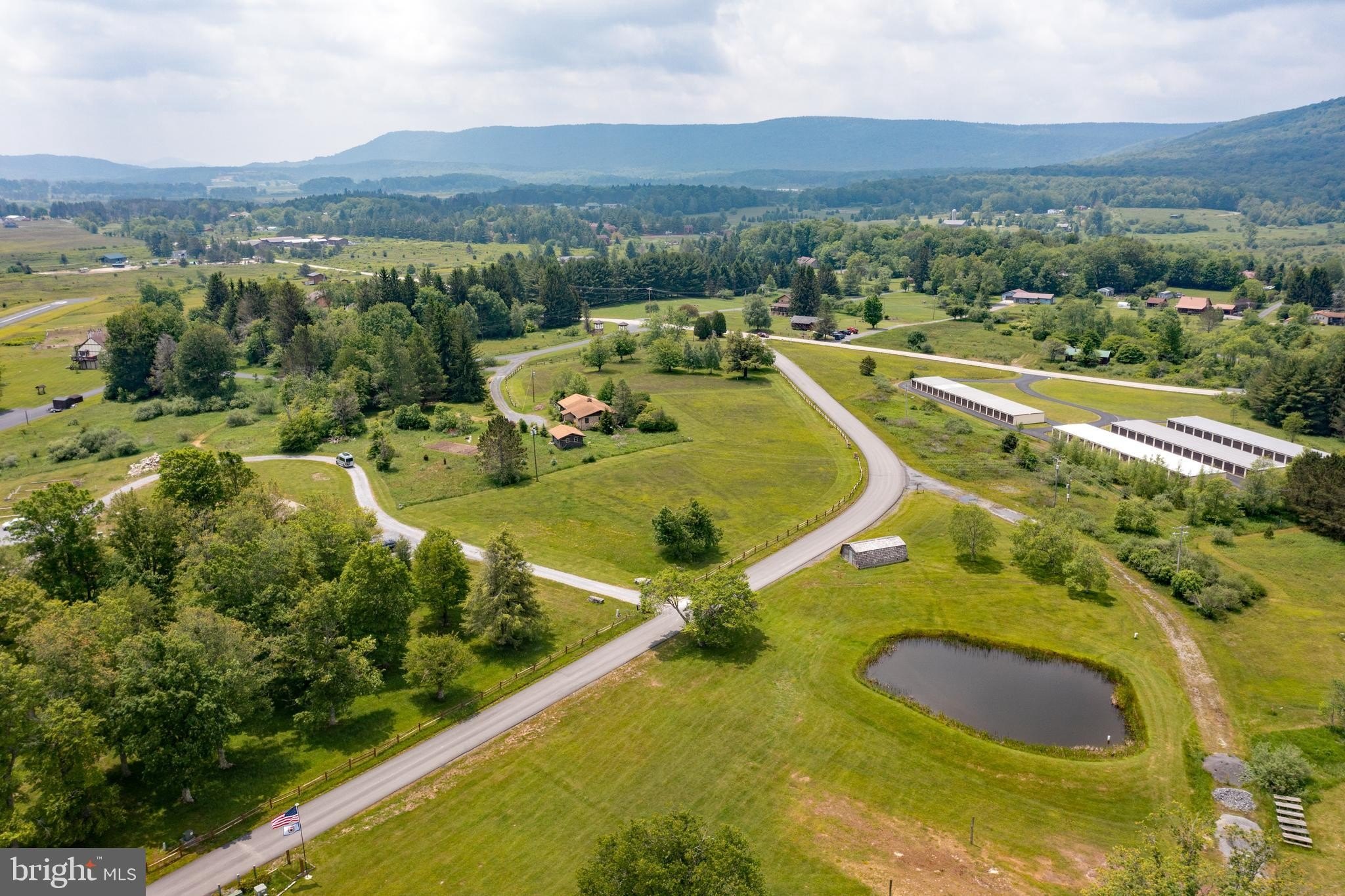Land in Windwood Fly-In Resort