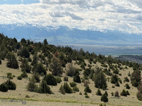Recreational Ridge-Top Land Parcel