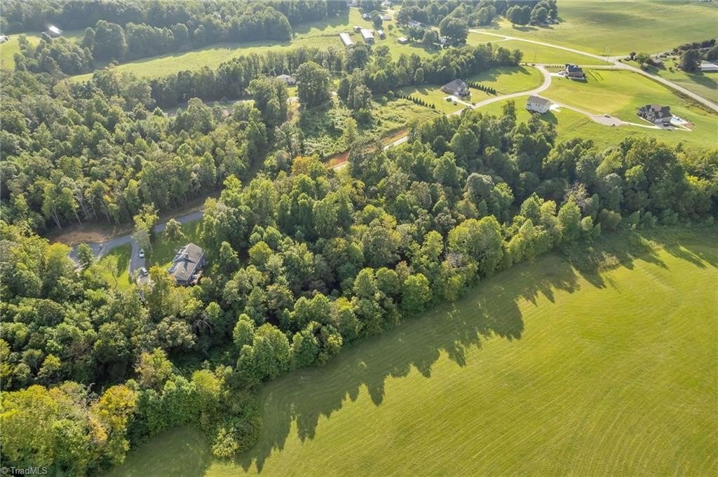 Residential Land in Regal Oaks