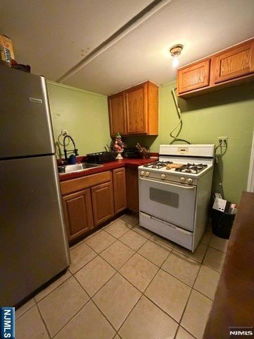 Picture 37