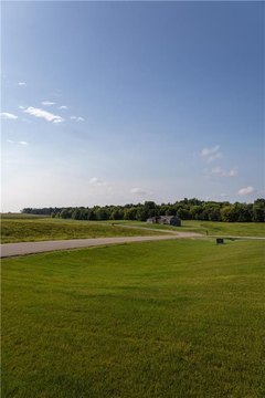 Residential Lots in Boelter Estates