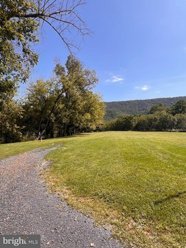 Land, WOODSTOCK, VA