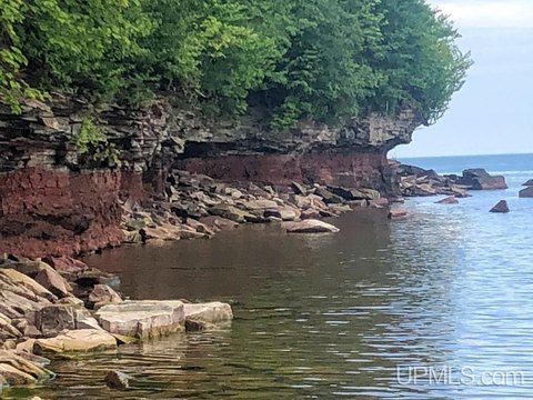 Lake Superior Vacant Land
