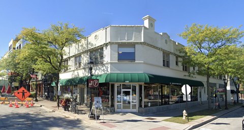 Glen Ellyn Retail Investment Opportunity