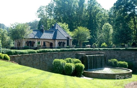 Lake Wylie Lot in Belmont