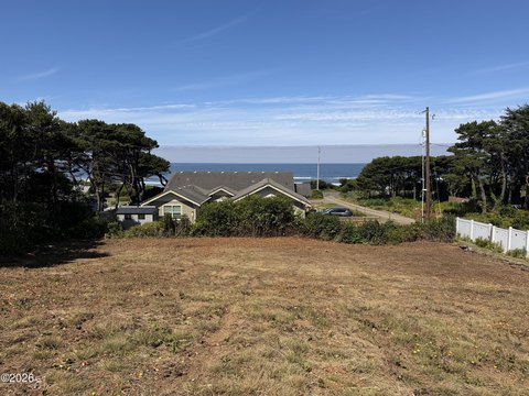 Land, Waldport, OR