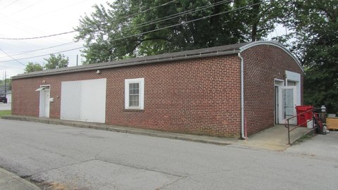 Commercial Building with Shop Potential