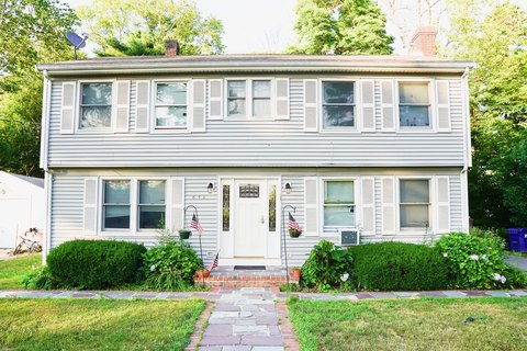 Five-Unit Apartment Building
