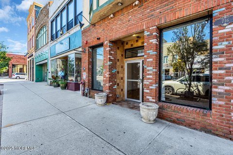 Prime Retail Space on Cookman