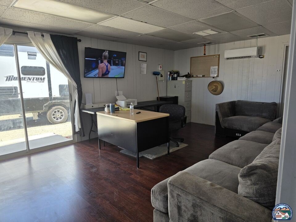 Picture 16