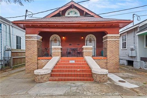 New Orleans Multifamily Near Fairgrounds