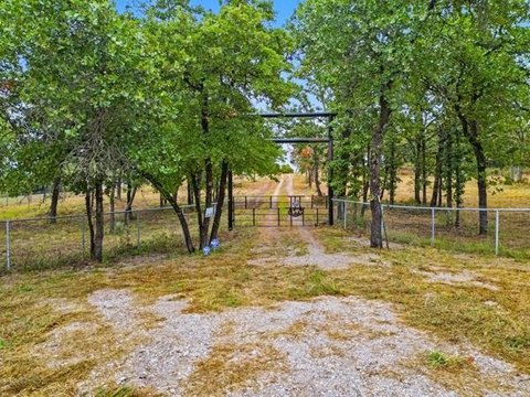 Land, Newalla, OK