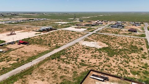 Land in Growing Gardendale, TX