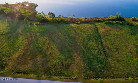 Land, Oriental, NC