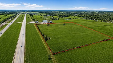 Highway-Frontage Land Tract
