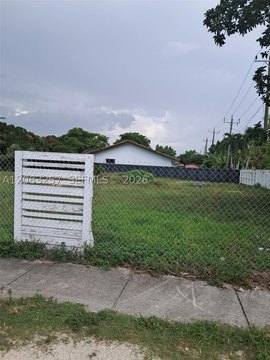 Land, Miami, FL