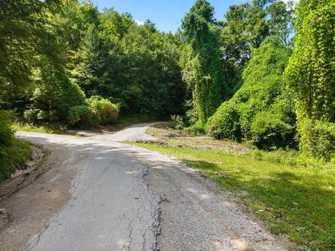 LAND - Beattyville, KY