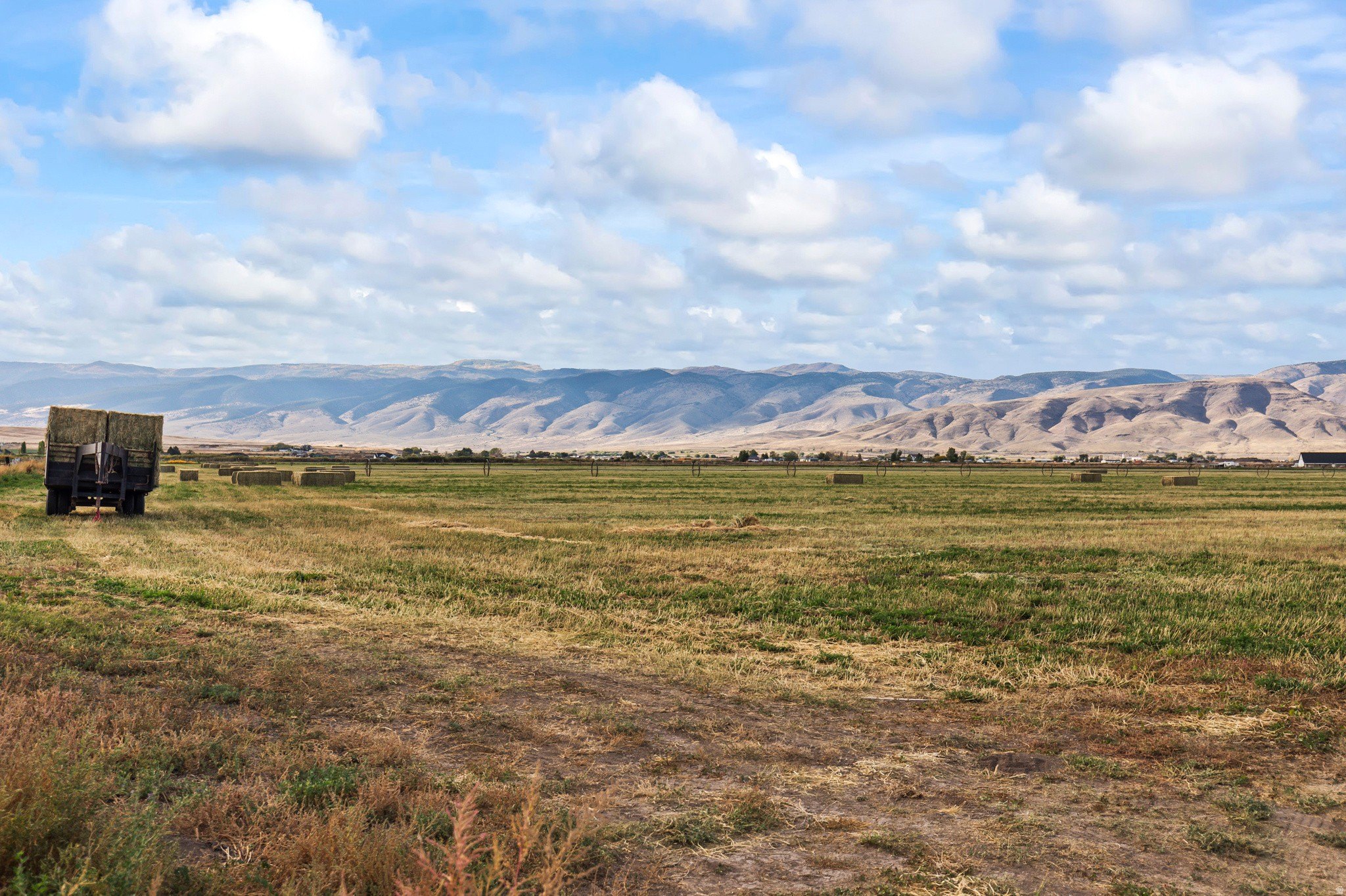 Buildable Lot with Mountain Views