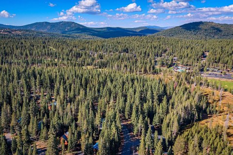 Land, Truckee, NV
