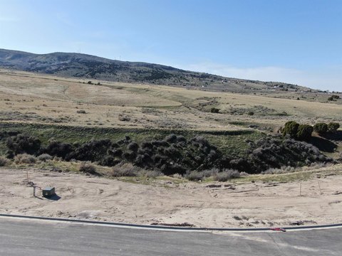 Residential Lot with Mountain Views