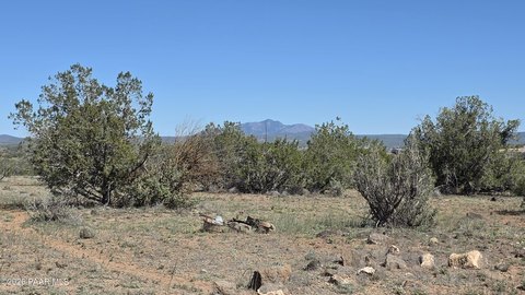 LAND - Ash Fork, AZ
