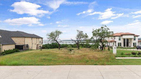 Lakefront Lot with Joe Pool Views