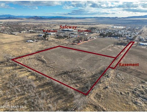 Commercial Land in Chino Valley