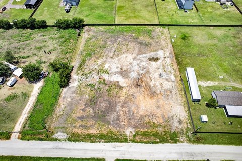 LAND - Krum, TX