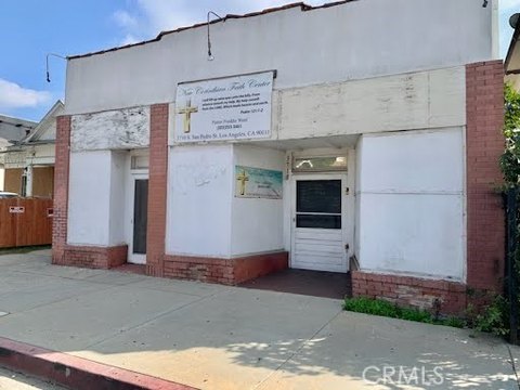 Mixed-Use Property in Los Angeles