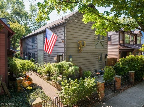 Updated Duplex Near West Side