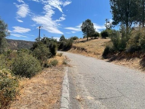LAND - Lake Hughes, CA