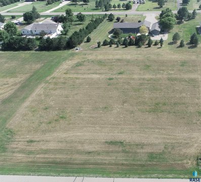 Land, Pierre, SD