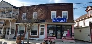 Retail and Apartment Investment Opportunity