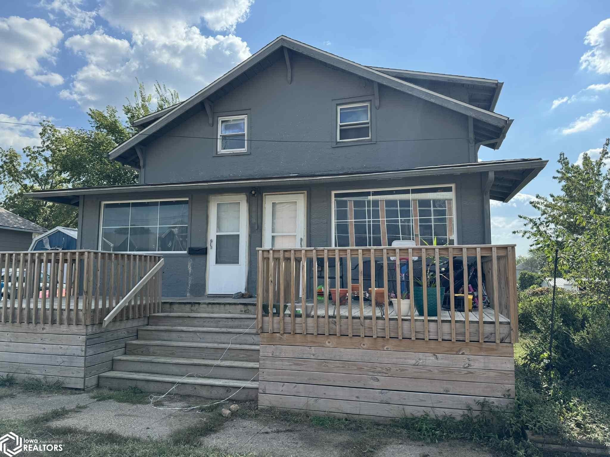 Centerville Duplex: Investment Opportunity